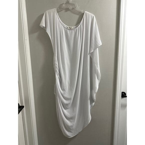 Show me your mumu white swim cover up - Picture 1 of 6